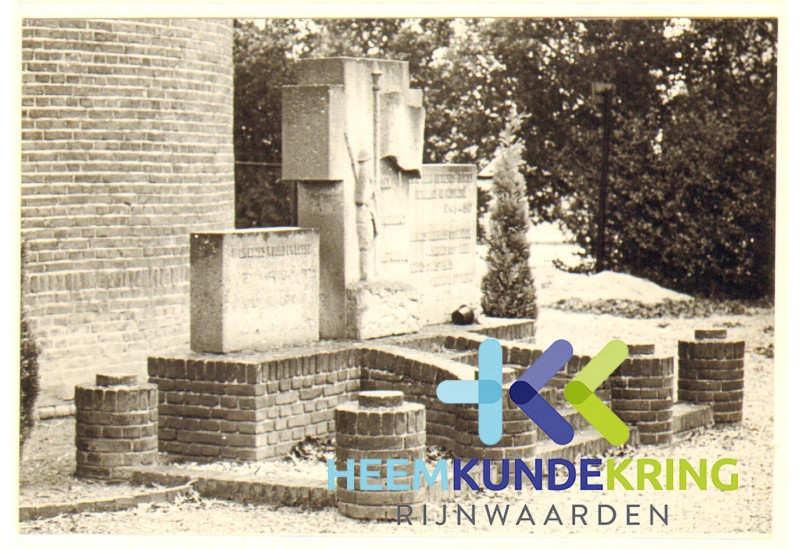 Spijk Oorlogsmonument 05-1987